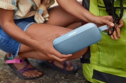 Bose SoundLink Flex wireless Bluetooth speaker with IP67 dust and water resistance