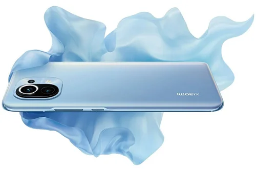 Xiaomi Mi 11 with a Triple camera setup, and Snapdragon 888 SoC